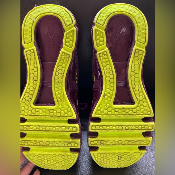 Purple womens Just So So tennis shoes. Worn maybe 2x size 10 - Picture 6 of 6